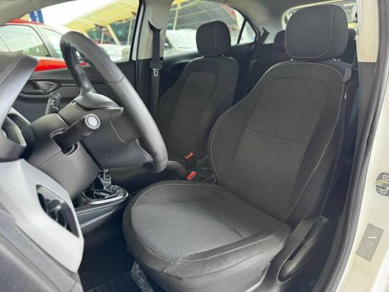 CHEVROLET ONIX 1.0 MPFI JOY 8V FLEX 4P MANUAL CHEVROLET ONIX 1.0 MPFI JOY 8V FLEX 4P MANUAL